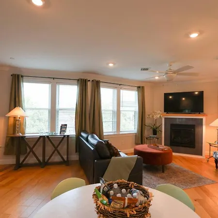 Apartamento New Construction, Near Neubmc, Elevator, 2B, 2Ba